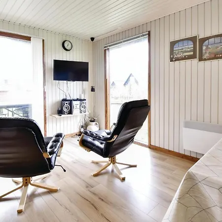 בית נופש Four-bedroom In Brenderup Fyn