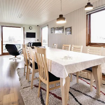 בית נופש Four-bedroom In Brenderup Fyn *
